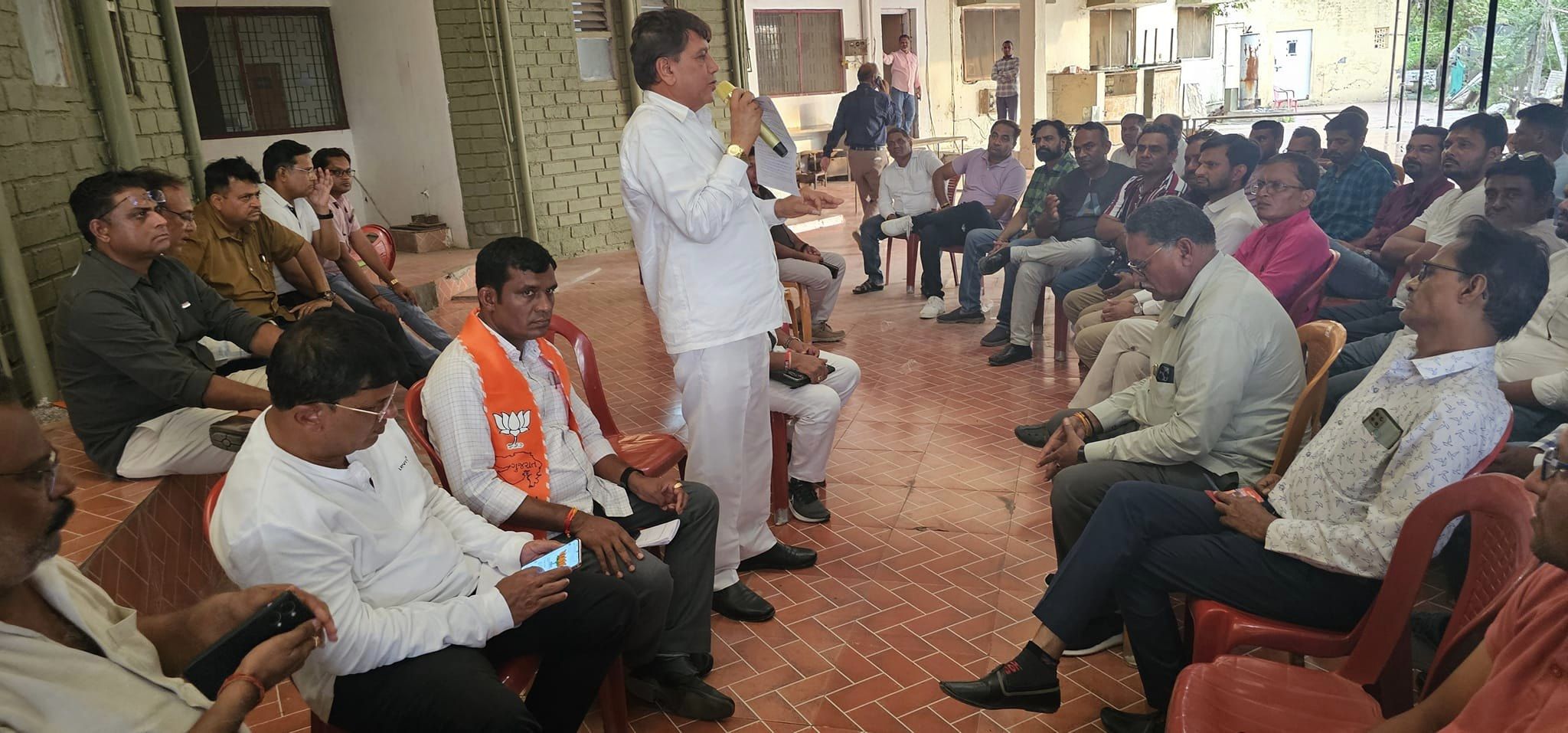 તા.૦૩/૦૫/૨૦૨૪ ના રોજ સોનગઢ ખાતે બારડોલી લોકસભા વોટિંગ એજન્ટની વર્કશોપ યોજાઈ હતી.